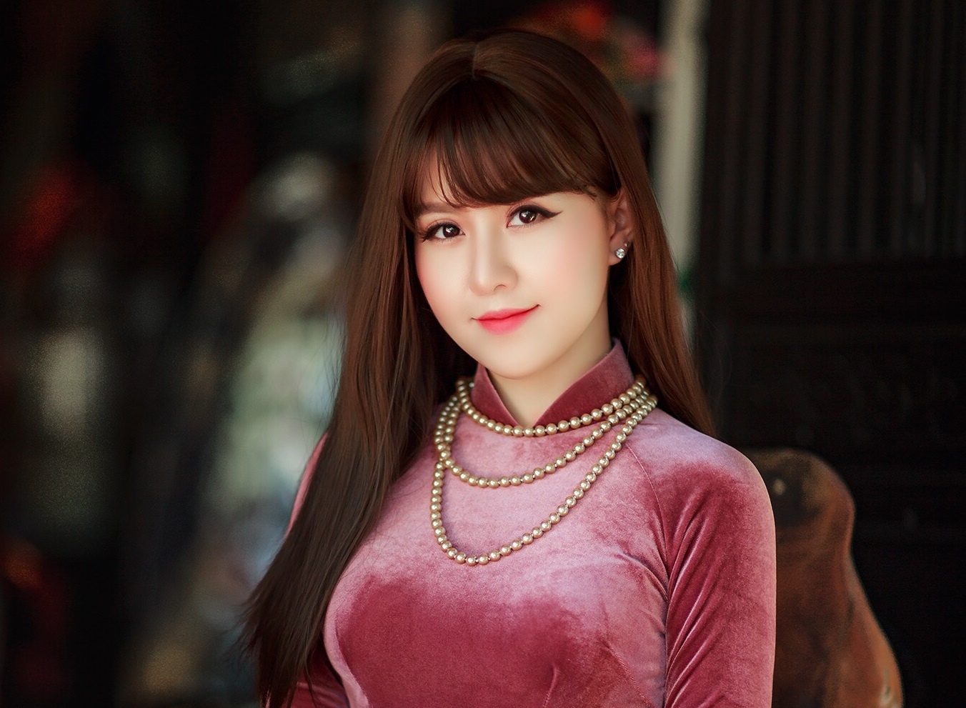 Y Linh: 'Toi ra MV deu deu de khan gia khong quen minh' hinh anh