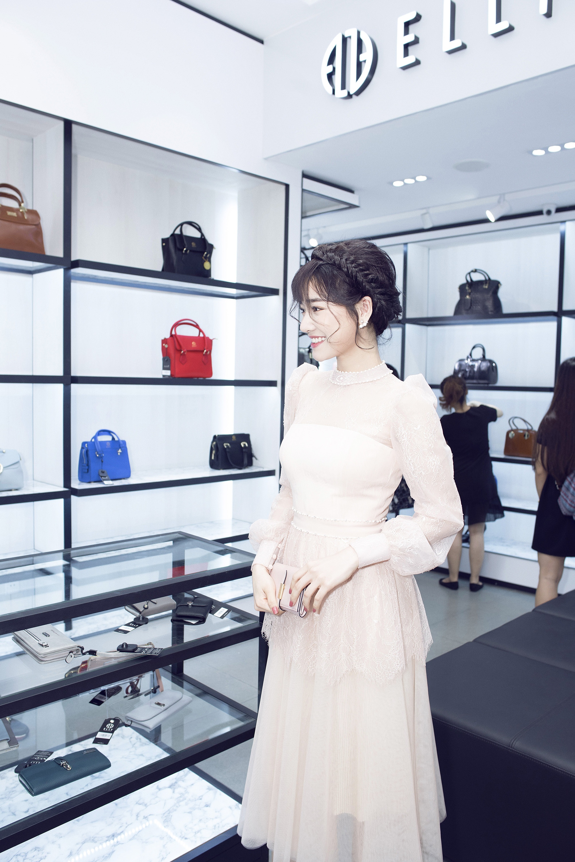 Thoi trang Elly anh 3