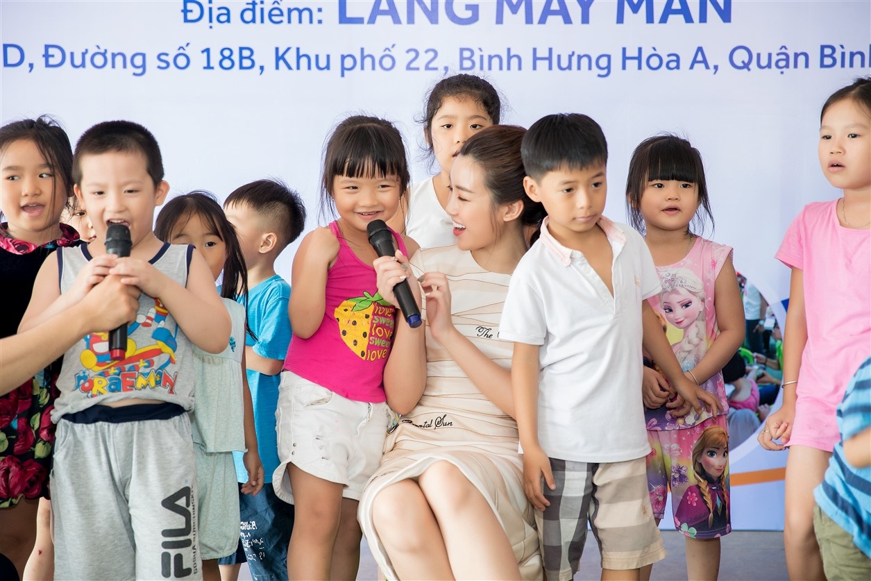 Do My Linh lam dai su thuong hieu Qui Phuc, tham gia hoat dong nhan ai hinh anh