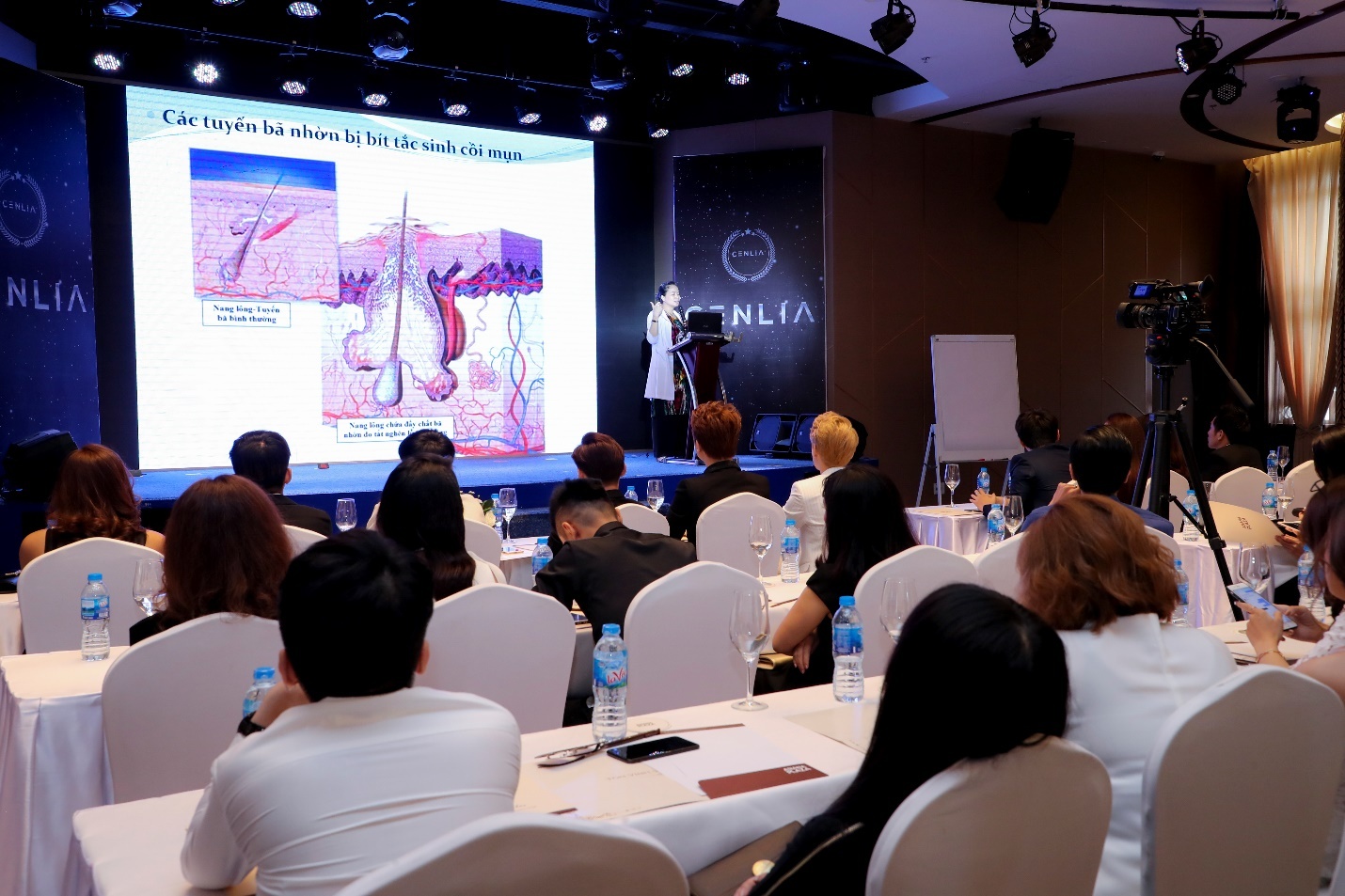 my pham Cenlia anh 4