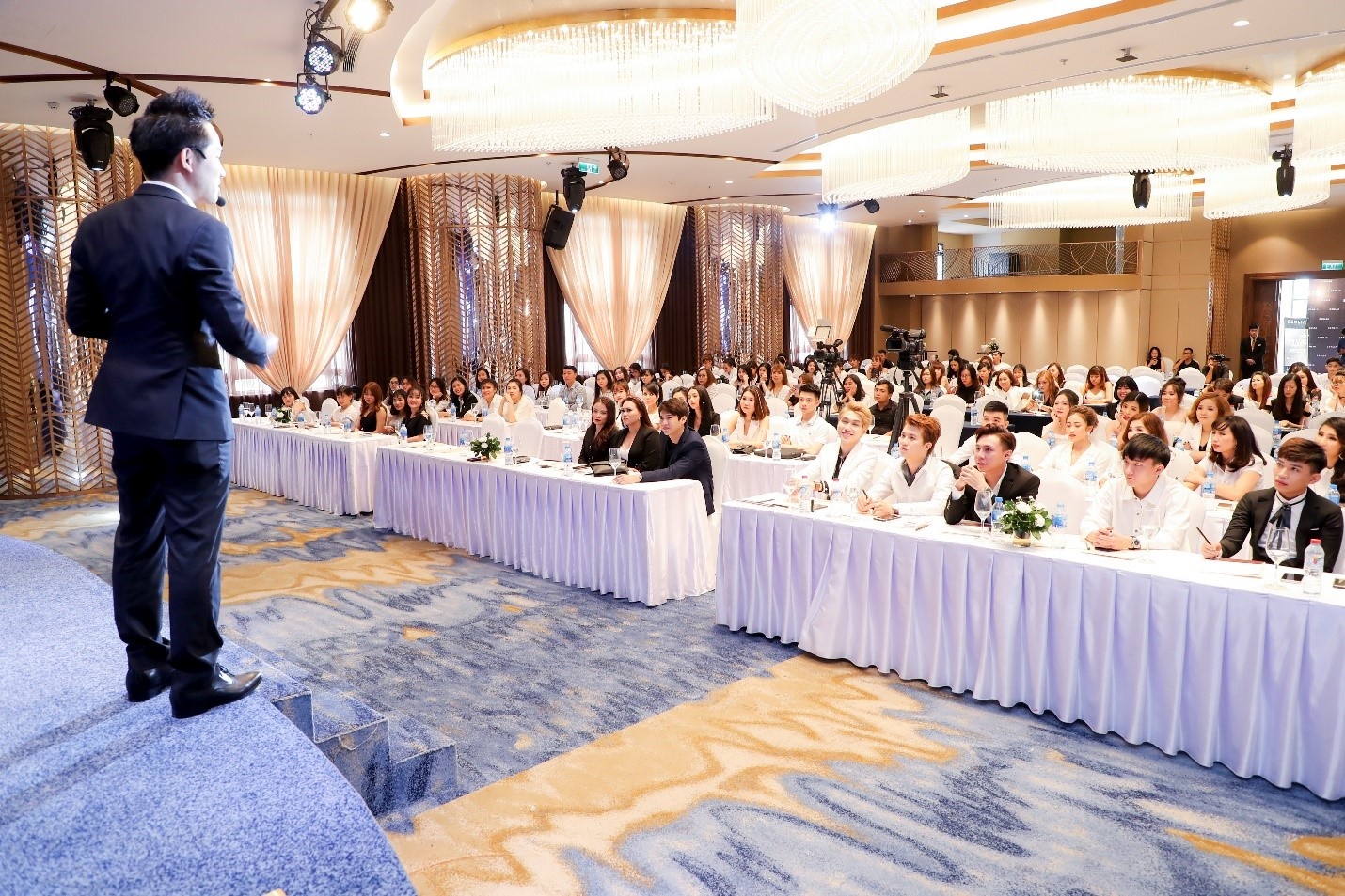 my pham Cenlia anh 1