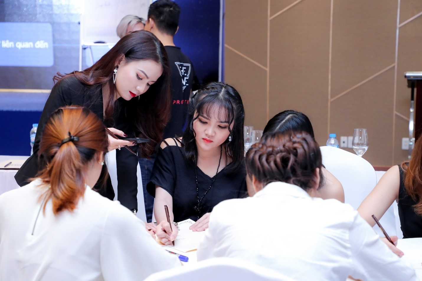 my pham Cenlia anh 5