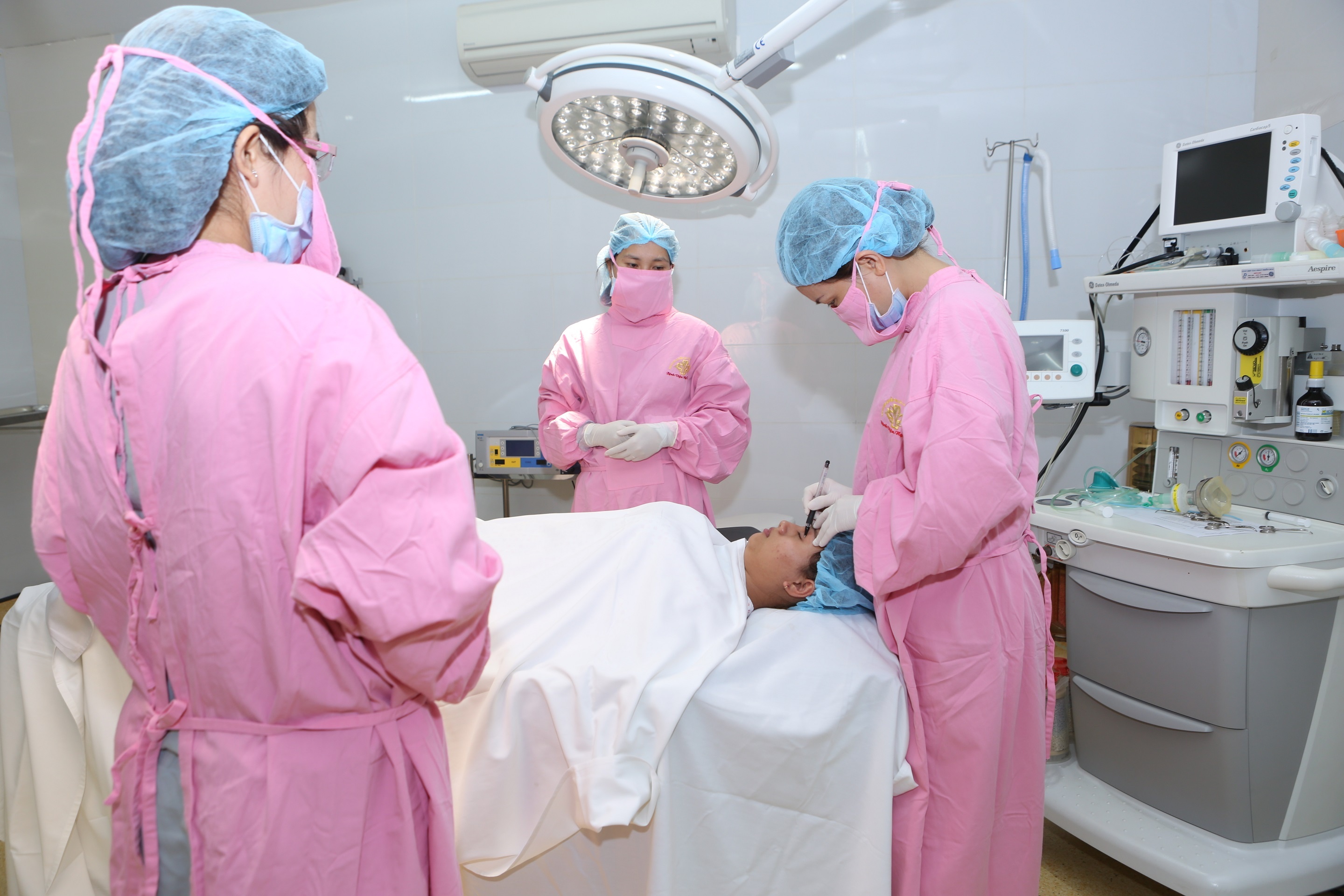 Benh vien tham my Ngoc Phu anh 3