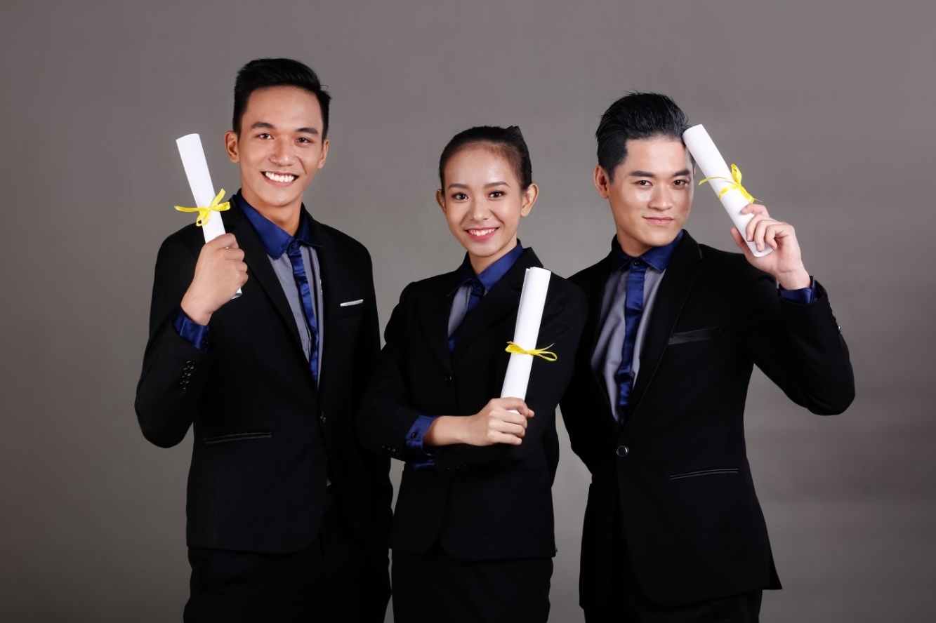 Huong Nghiep A Au anh 4