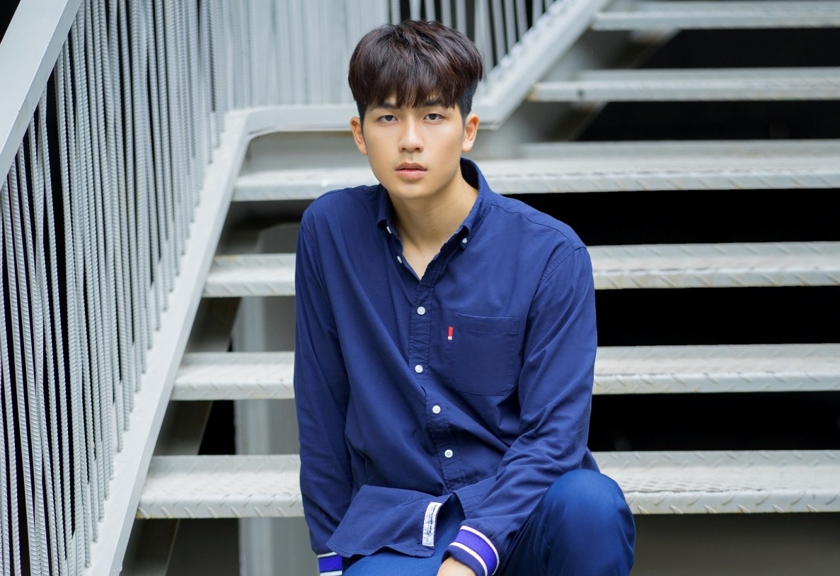 He ve, gioi tre chuong phong cach toi gian hinh anh