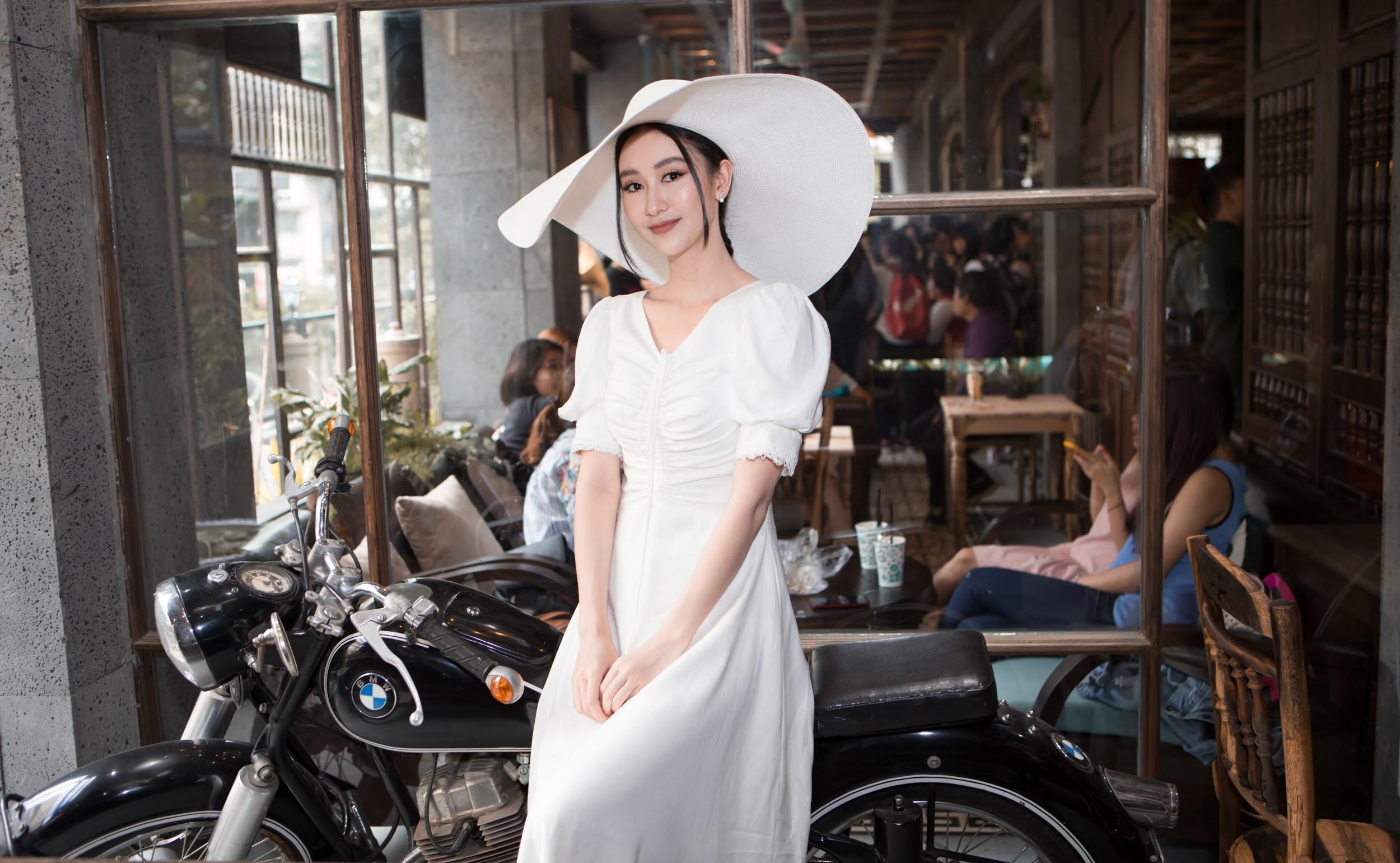 Tham mot Sai Gon that xua tai quan ca phe dam chat retro o quan 1 hinh anh