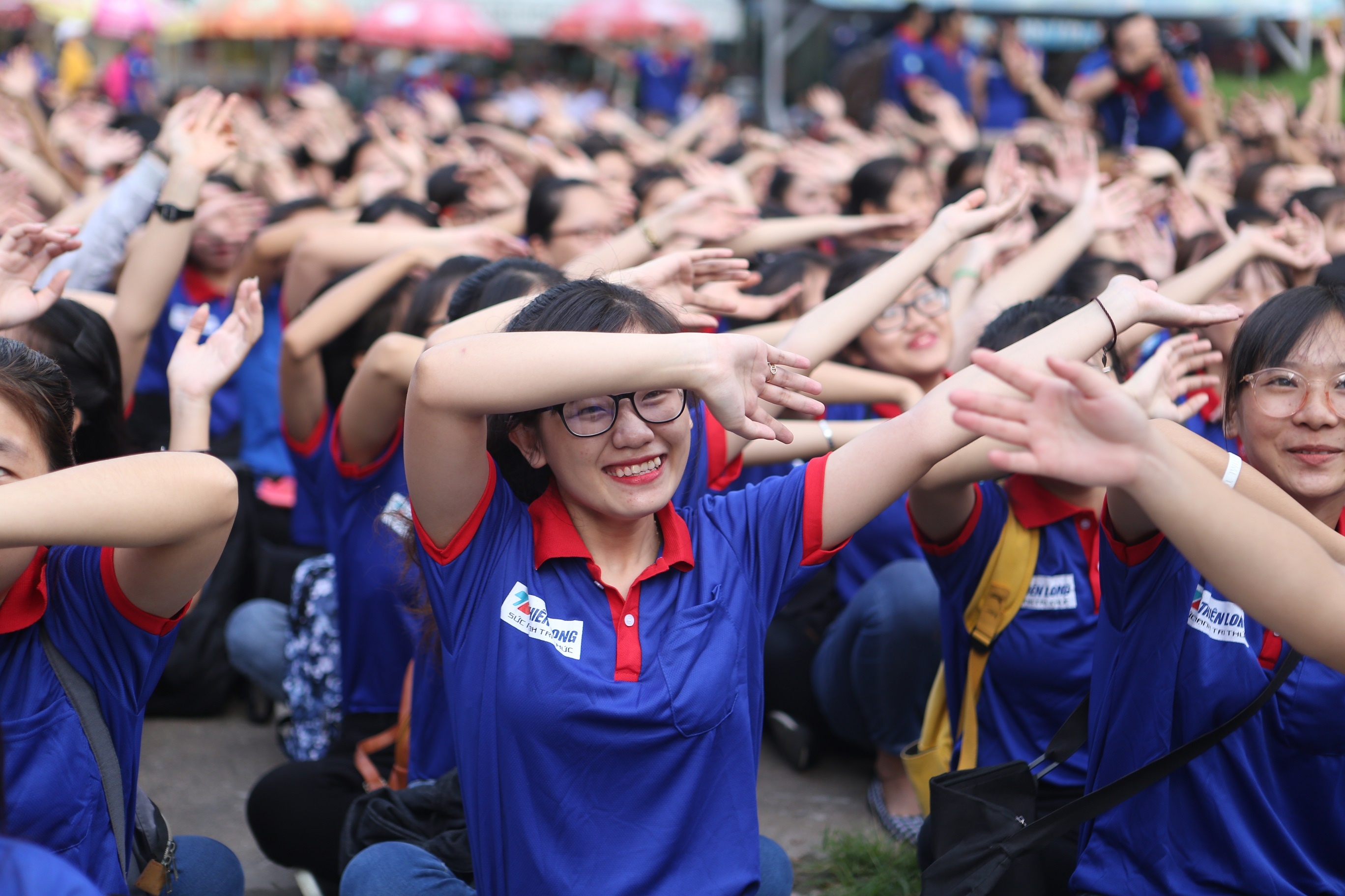 Thiên Long ảnh 2 Thien Long anh 2