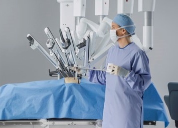 Dieu tri ung thu bang robot tai Mount Elizabeth, phuc hoi sau 10 ngay hinh anh