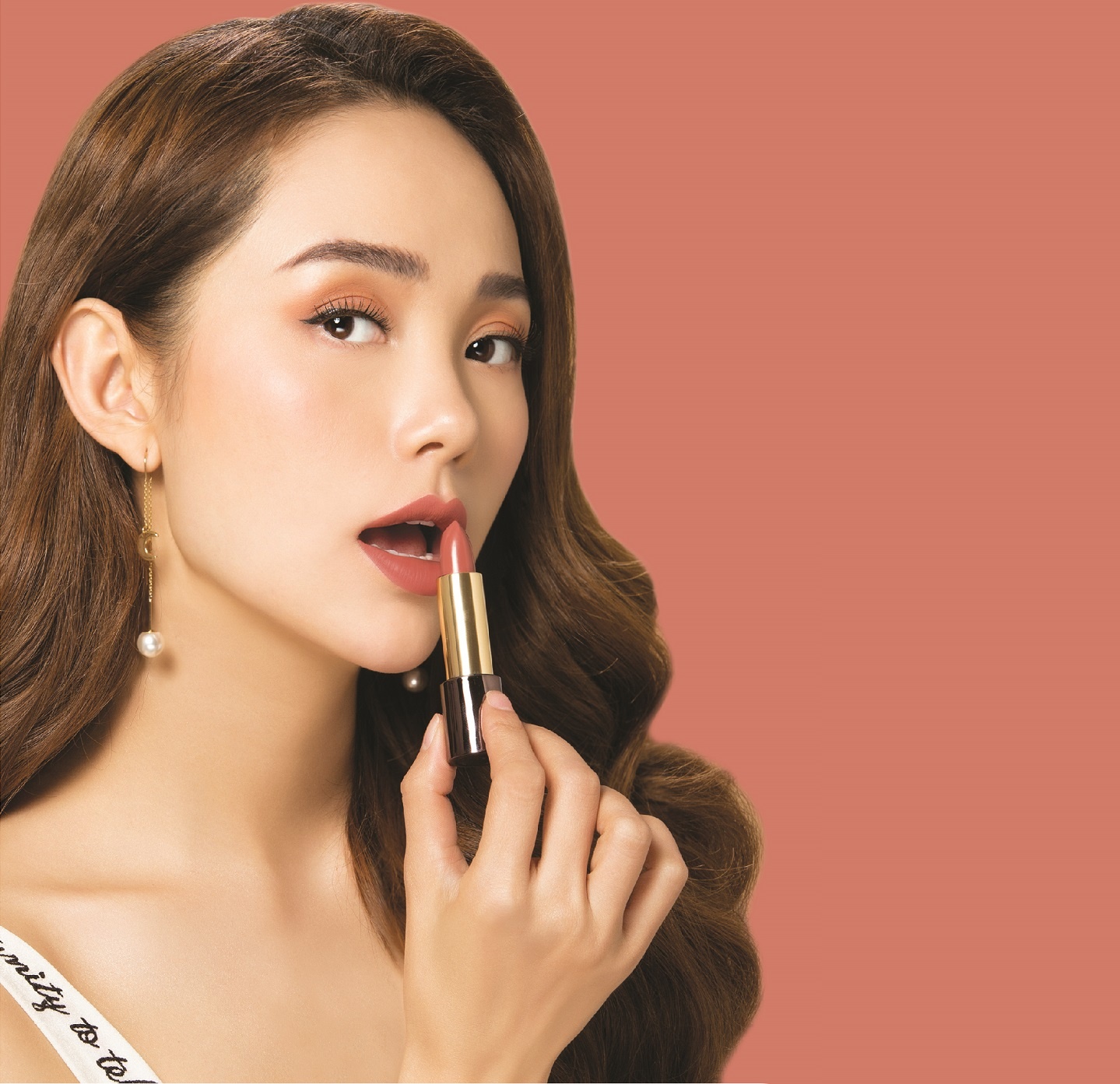 Lip On Lip Charm ảnh 6 Lip On Lip Charm anh 6