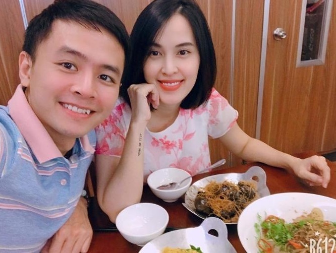Van Anh xuong bep ‘chinh phuc’ Tu Vi trong 30 giay hinh anh