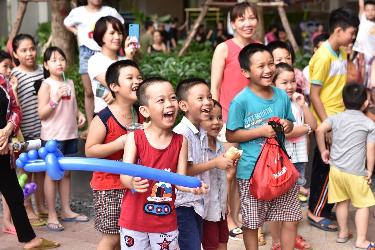 Seasons Avenue anh 8