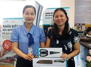 Tang co hoi nhan qua doc quyen tu Co.opmart voi tem dien tu hinh anh