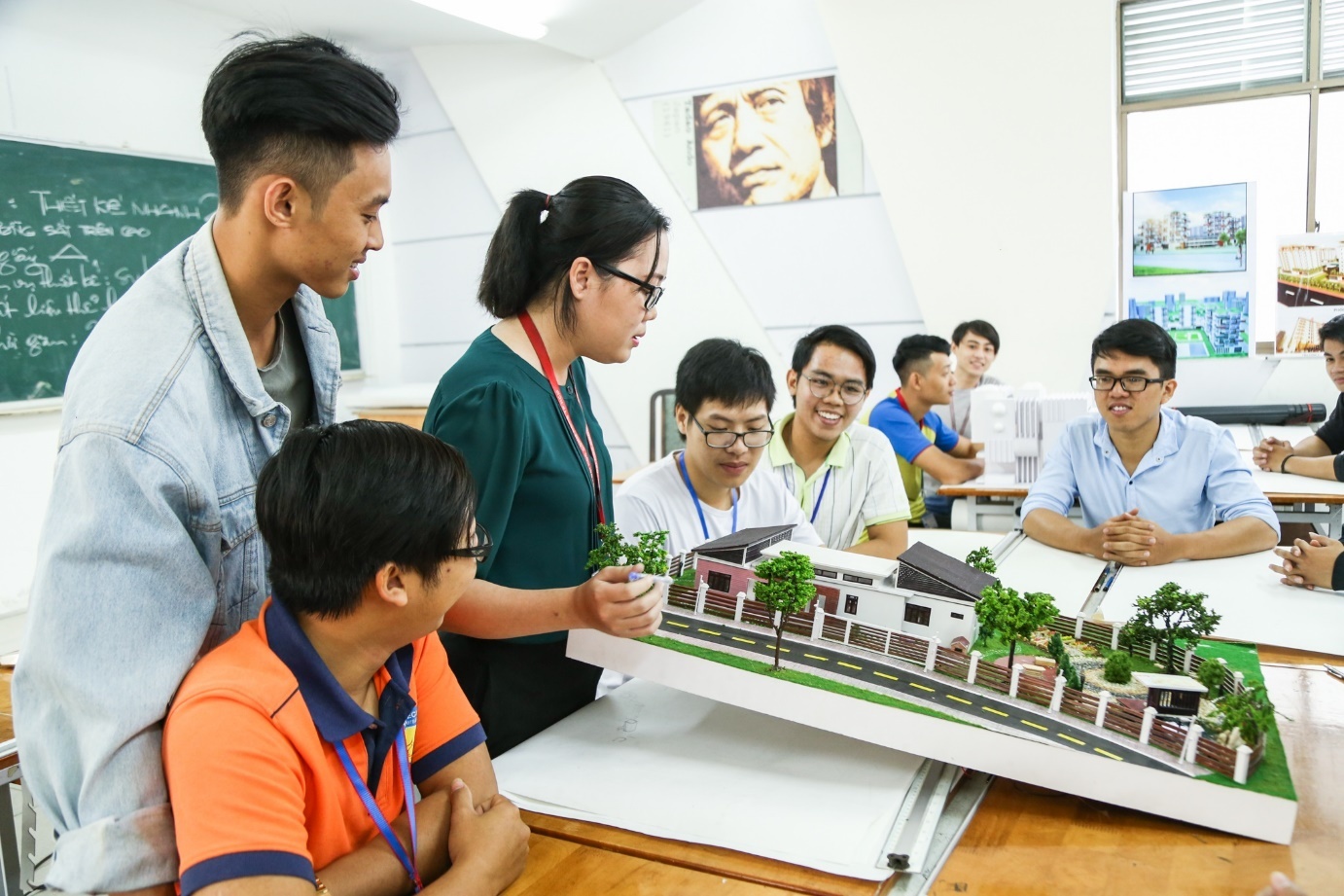 đại học Hutech ảnh 2 dai hoc Hutech anh 2
