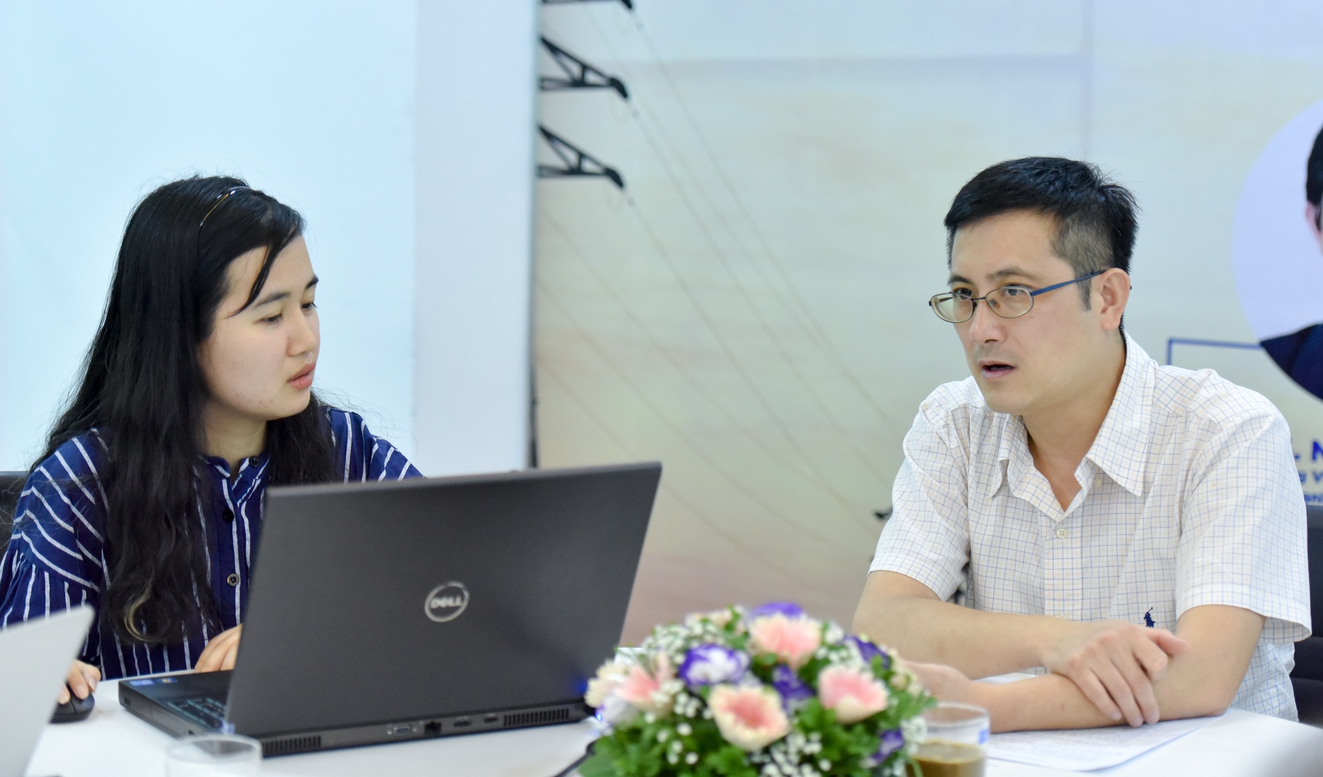 Tu van tiet kiem, su dung dien hieu qua dip nang nong keo dai hinh anh