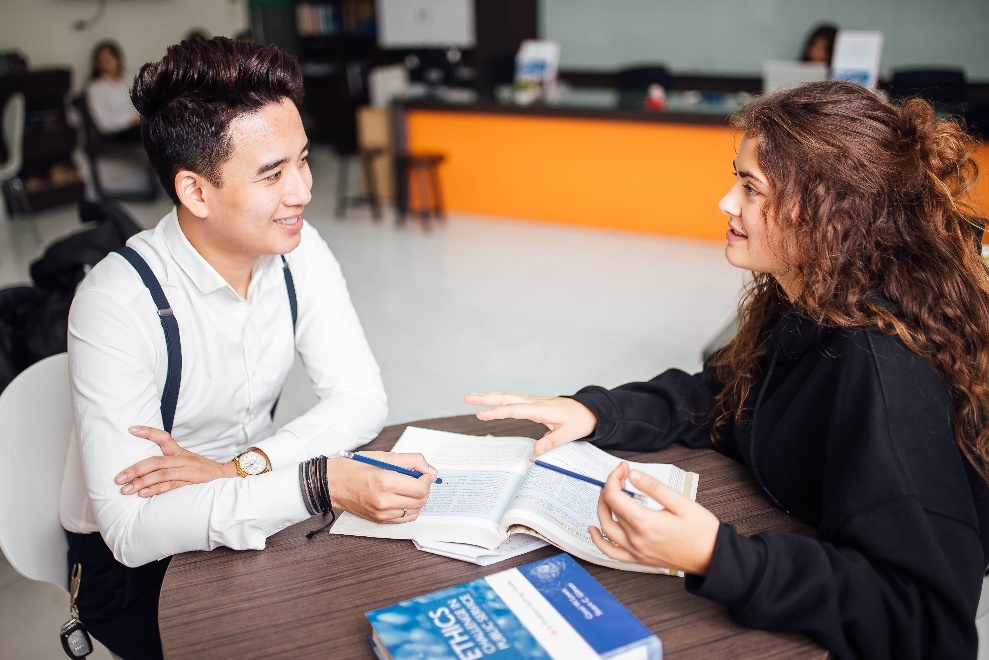 Đại Học FPT ảnh 1 Dai Hoc FPT anh 1