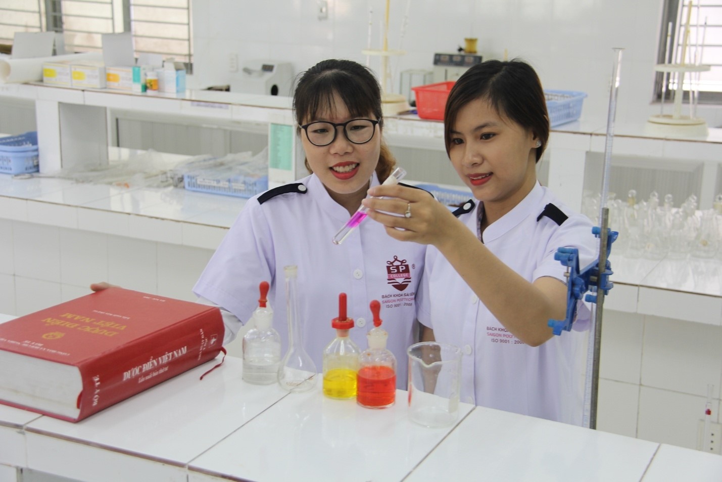 Trung cấp Bách khoa Sài Gòn  ảnh 1 Trung cap Bach khoa Sai Gon anh 1