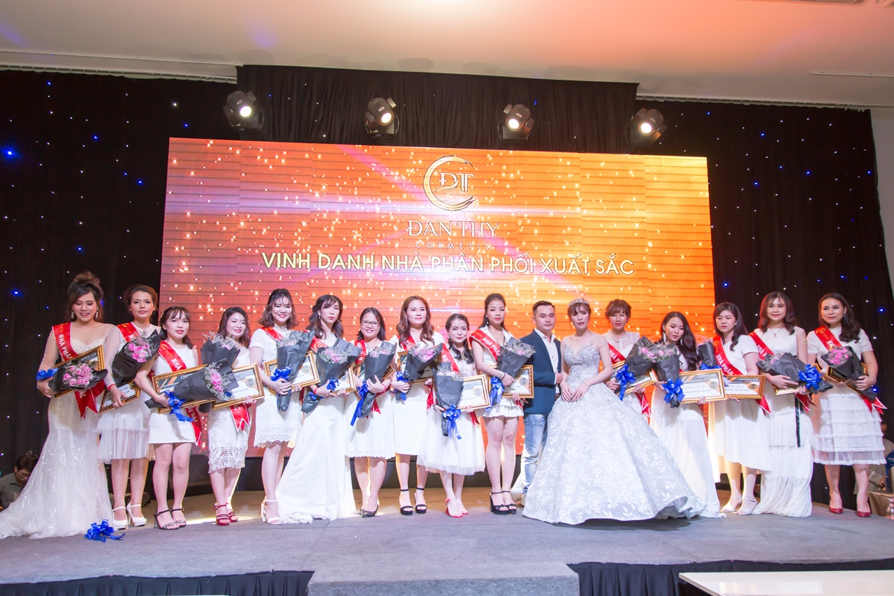 My pham Dan Thy anh 8