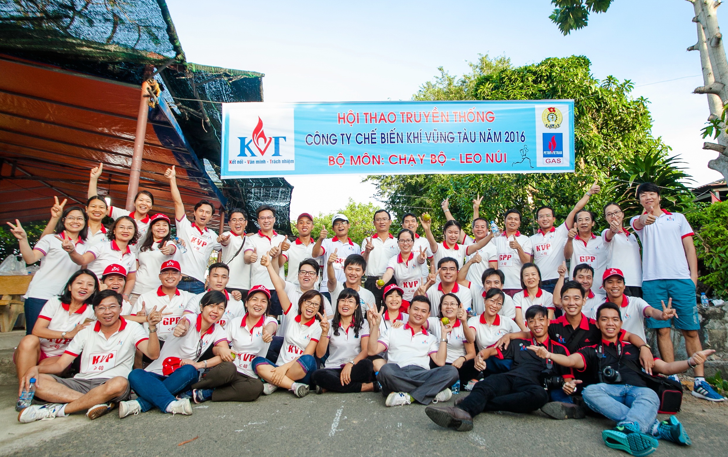 Hon 200 can bo tham gia Dien dan van hoa doanh nghiep KTV lan 3 hinh anh