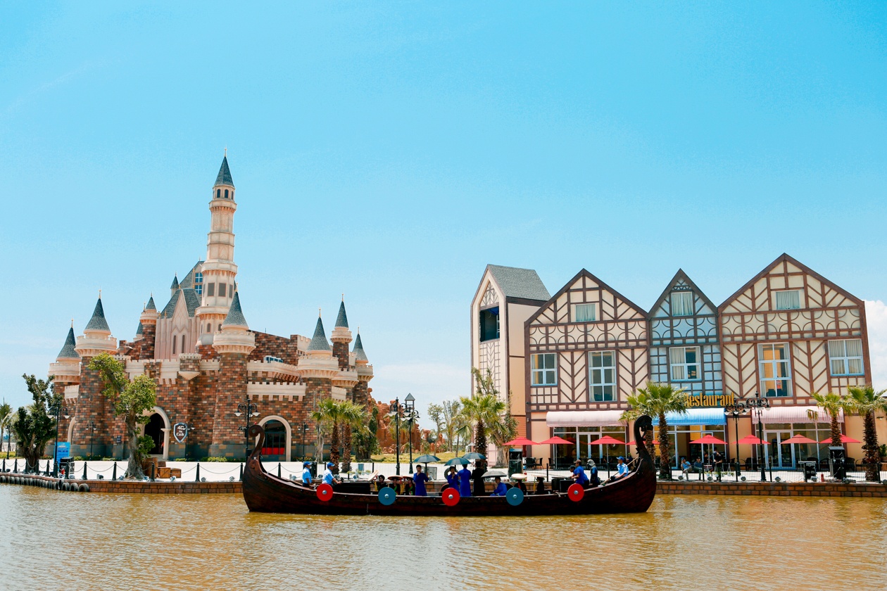 Vinpearl Land anh 11