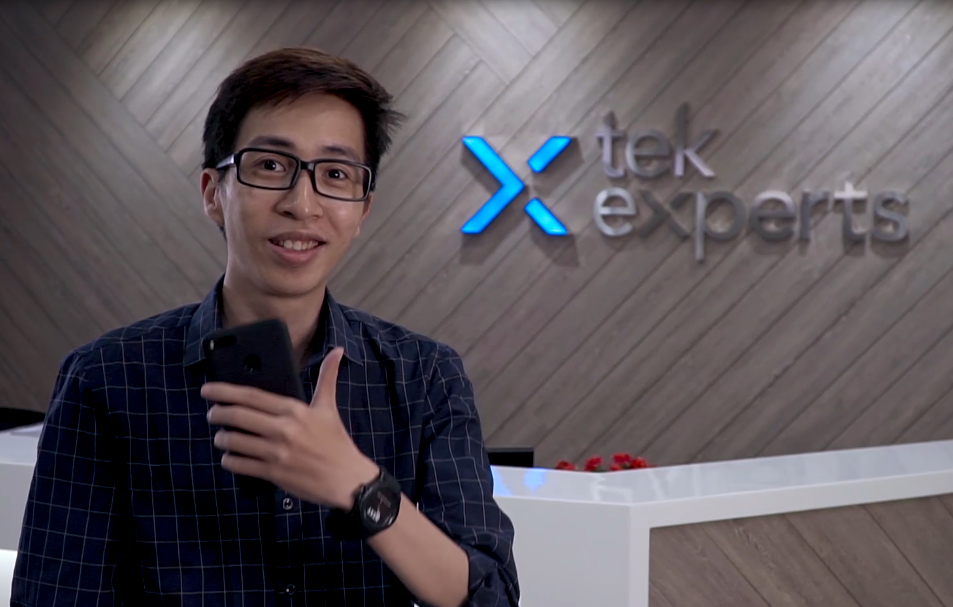 Theo chan Hoang ViruSs kham pha khu trai nghiem Xbox tai Ha Noi hinh anh