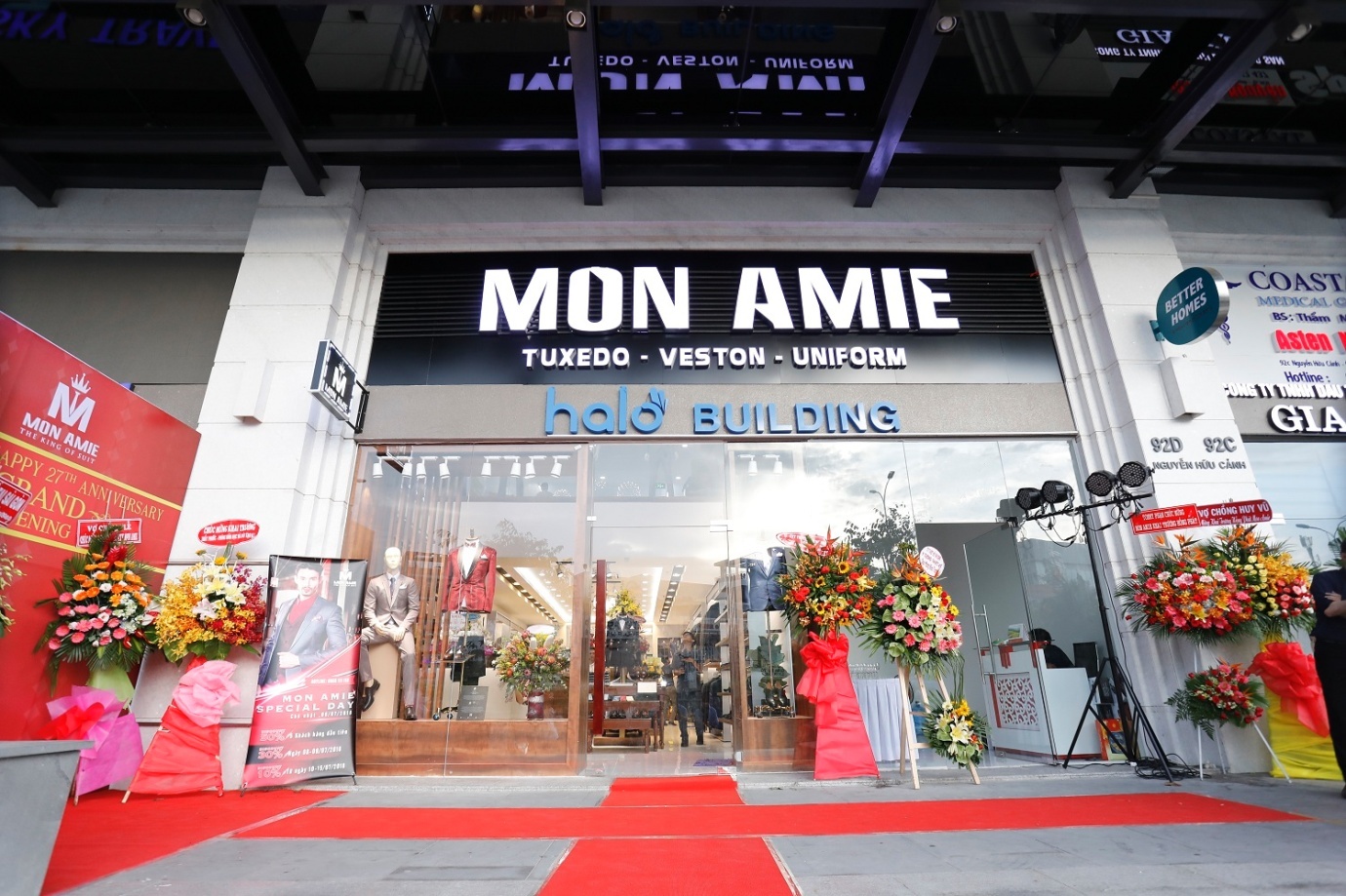 Mon Amie Veston anh 1