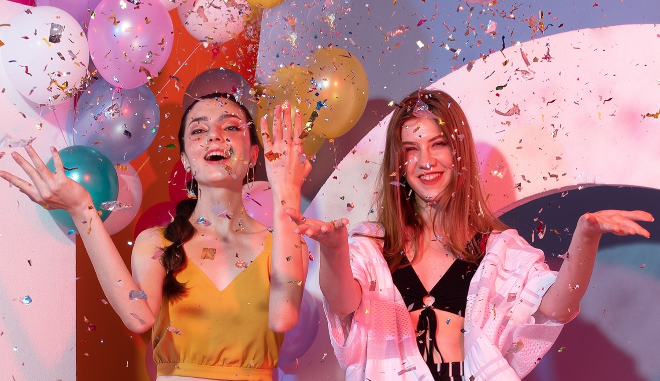 9 set do cho nang tu tin xuong pho hinh anh