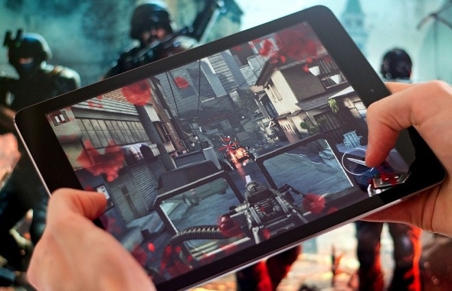 Di Dong Viet tung combo iPhone 7 Plus, iPad Air bang gia iPhone 8 Plus hinh anh