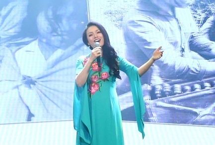 Tro ve ky uc thoi hoa lua trong dem nhac 'Bai ca khong quen' hinh anh