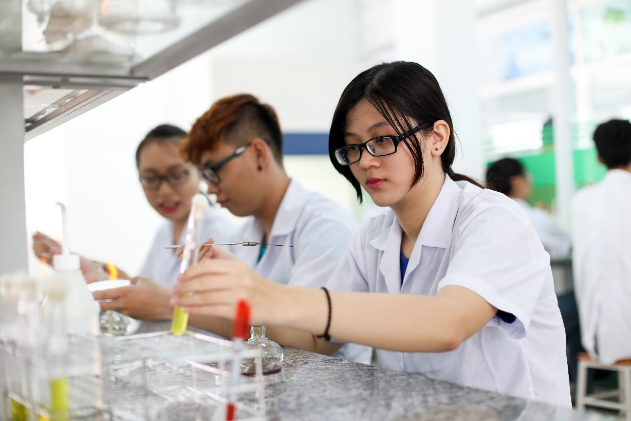 Hutech ảnh 2 Hutech anh 2