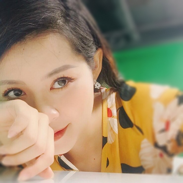 Trắng Bền AZ ảnh 1 Trang Ben AZ anh 1