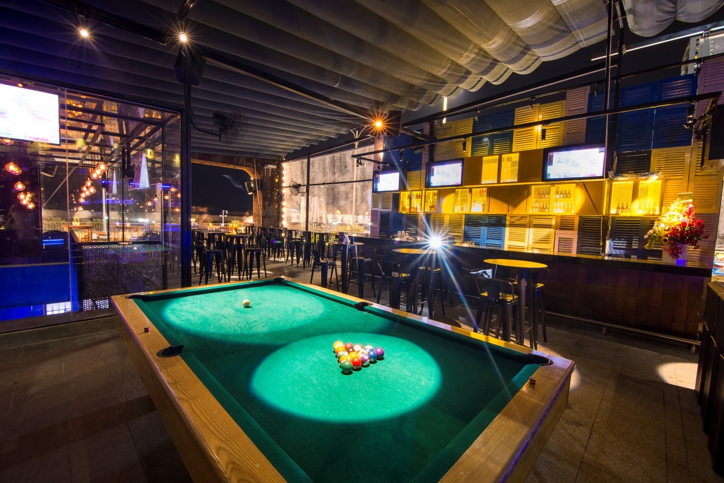 Guru Sports Bar anh 5