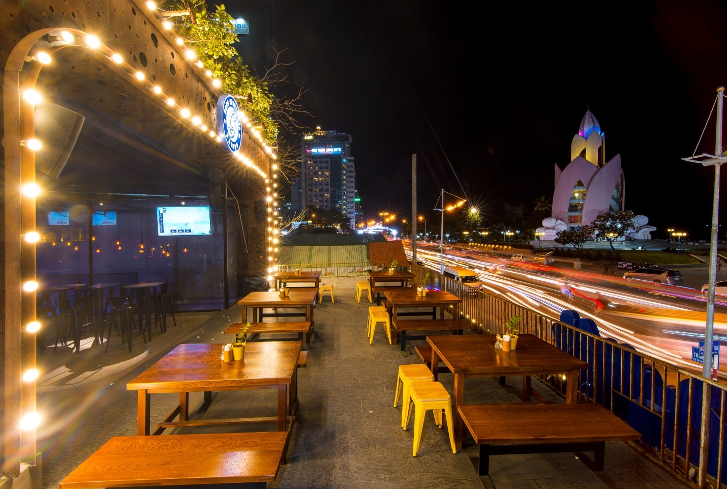 Guru Sports Bar anh 6