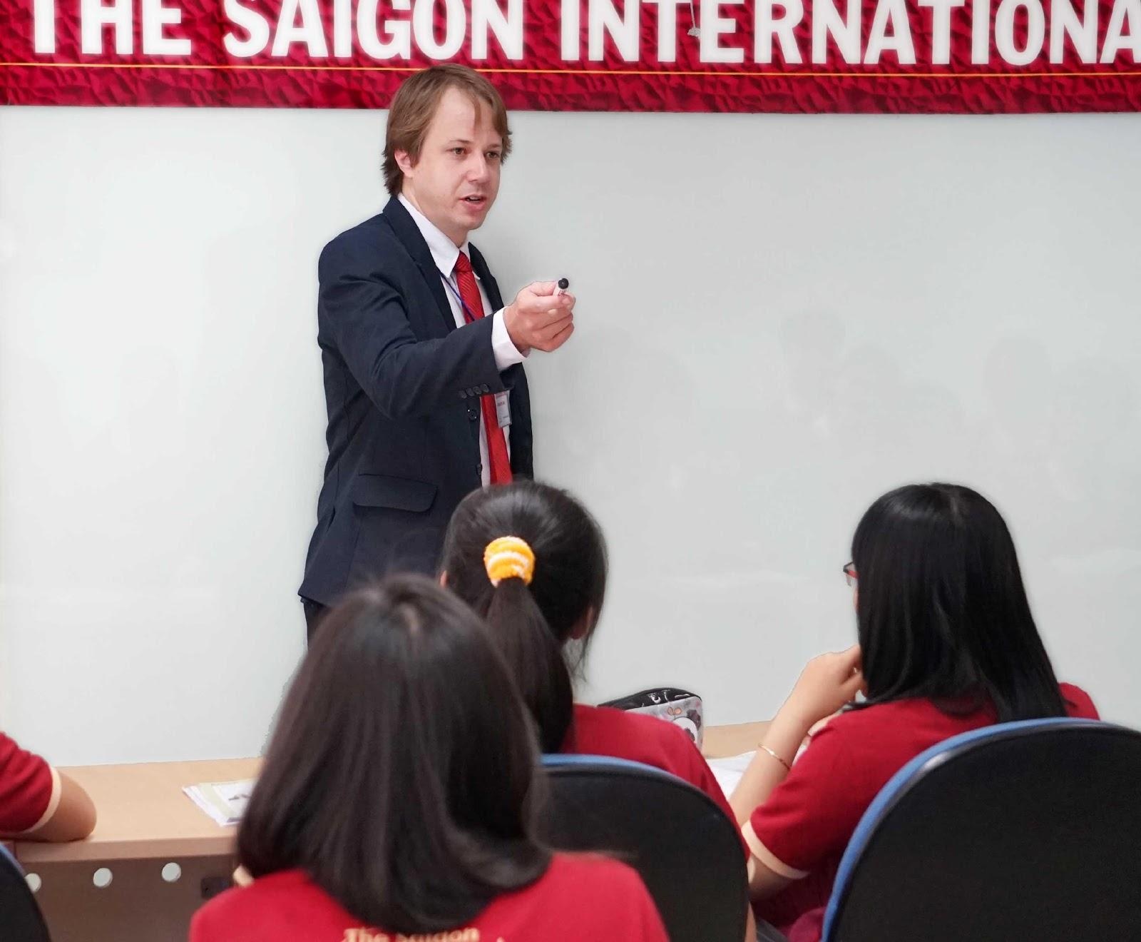 SIU ảnh 1 SIU anh 1