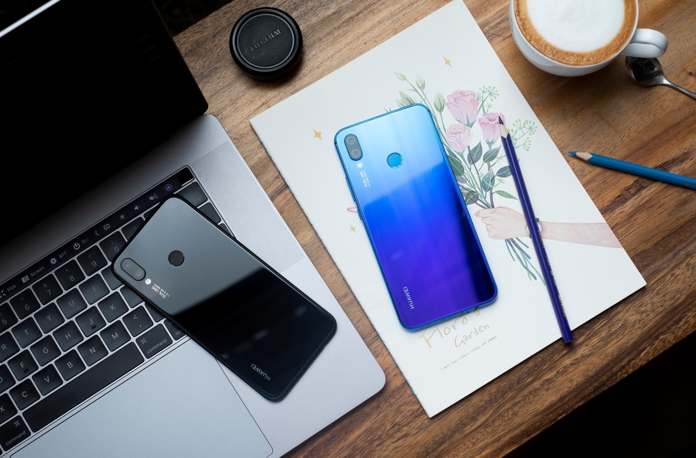 Dat truoc Huawei Nova 3i, nhan hoc bong 10 trieu dong tai FPT Shop hinh anh
