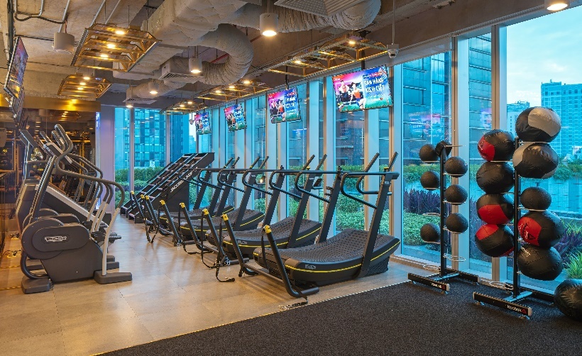 California Centuryon anh 2