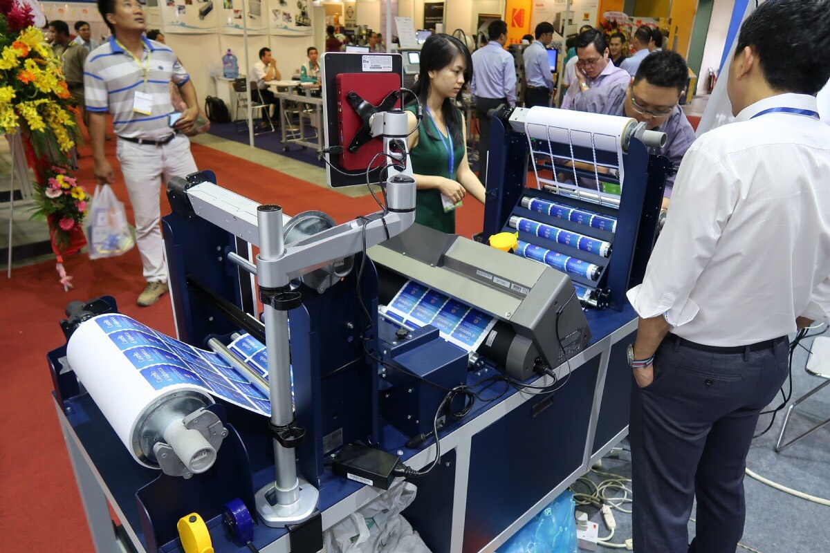 6 thang dau nam, nganh cong nghiep thuc pham nhan dau tu 2 ty USD hinh anh