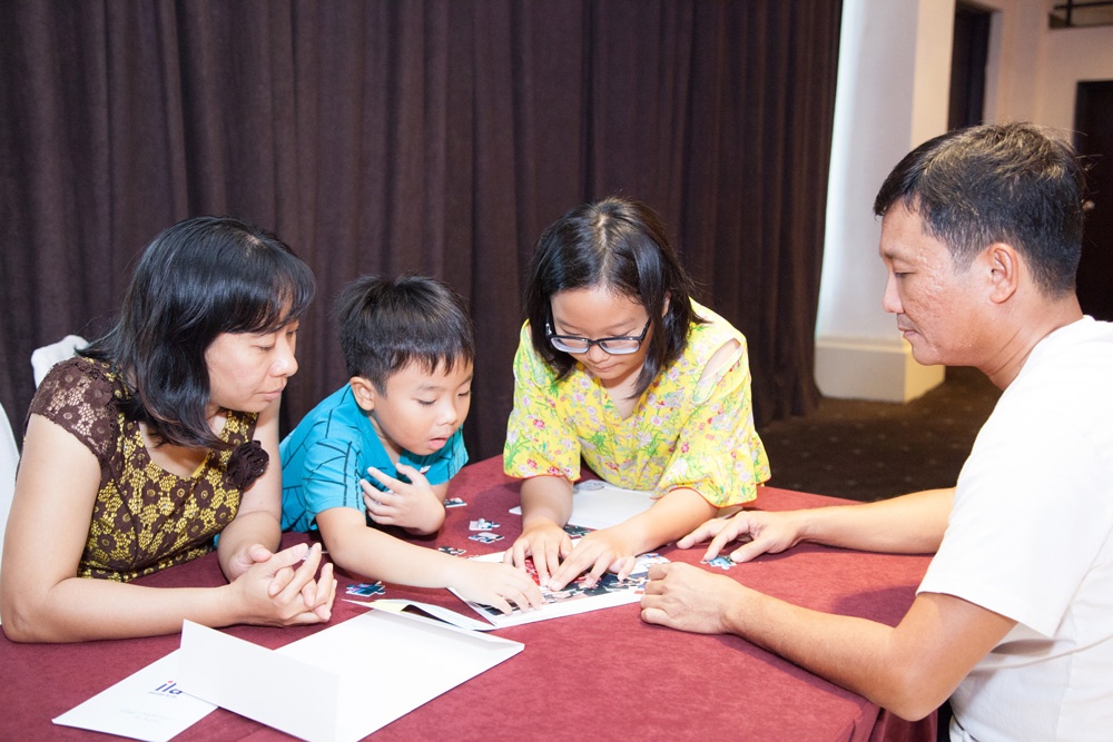 Khoanh khac vo oa cam xuc cua phu huynh khi nghe con tho lo tinh cam hinh anh
