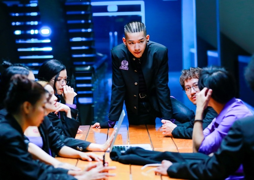 'Truong hoc ba vuong': Hoc duong dau chi co ngon tinh hinh anh