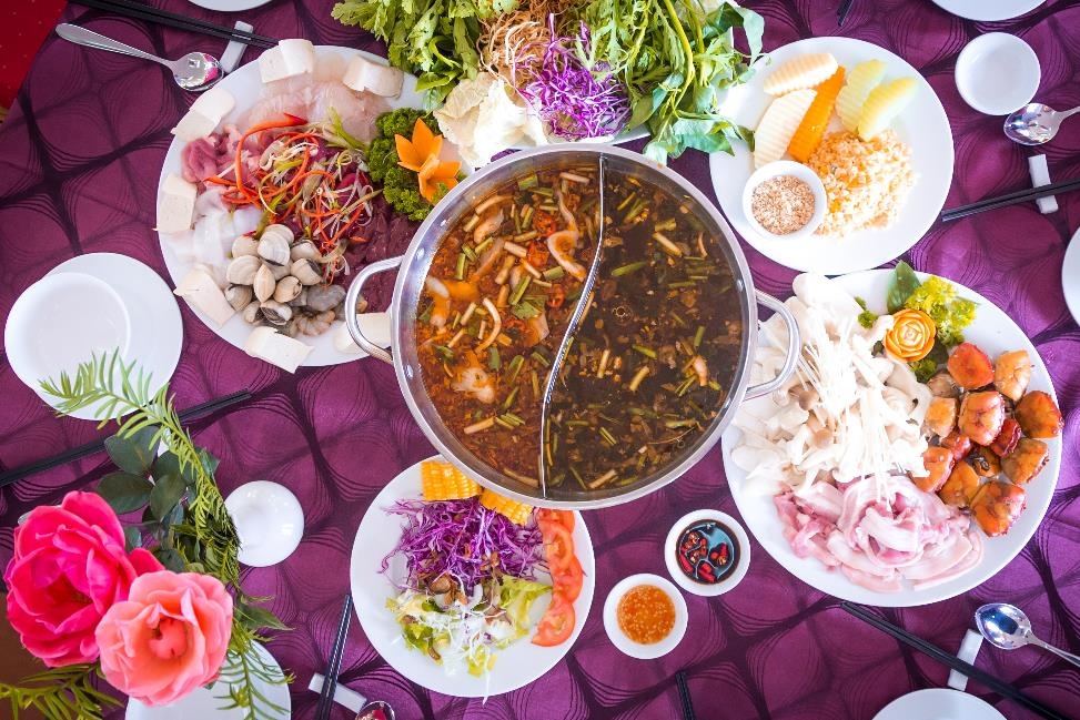 Thuong thuc buffet lau rau tu 99.000 dong/khach tai Da Lat hinh anh
