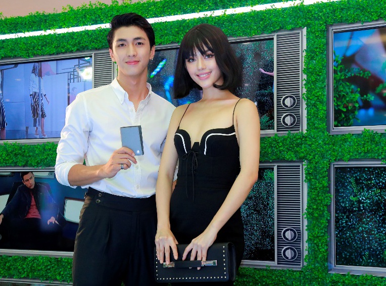 Khanh Linh The Face goi cam, sanh vai cung hot boy Binh An tai su kien hinh anh