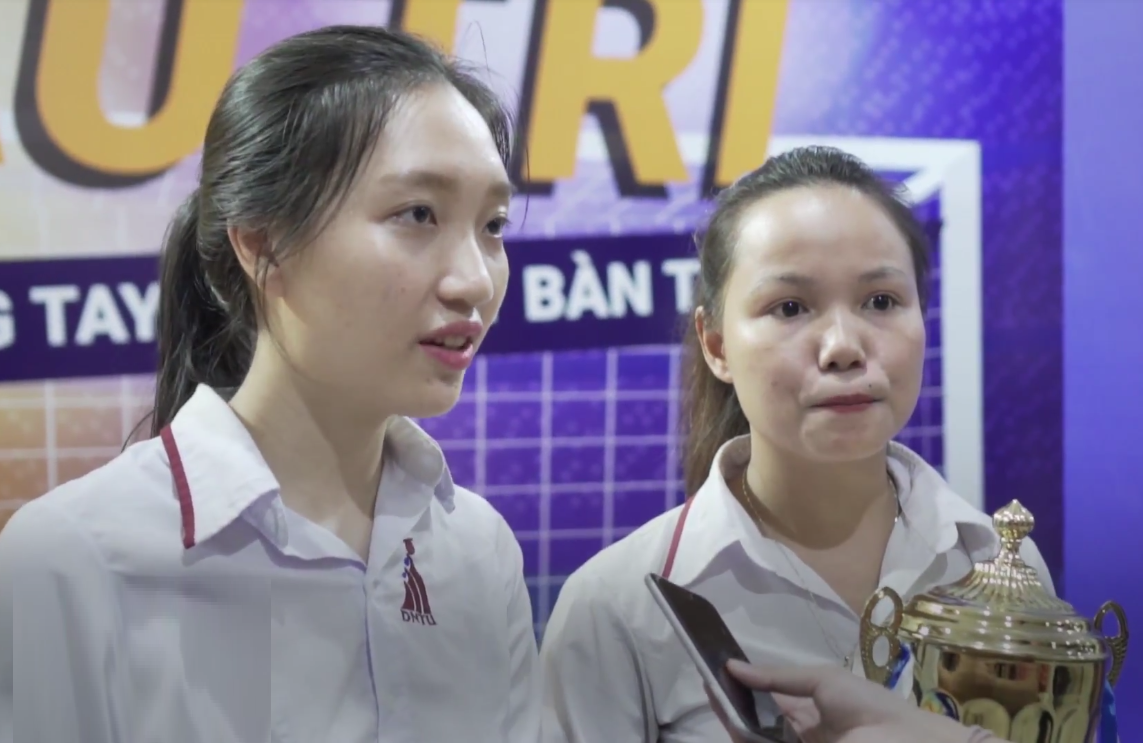 2 quan quan 'Bong da tai chinh' se sang Thai Lan co vu U23 Viet Nam hinh anh