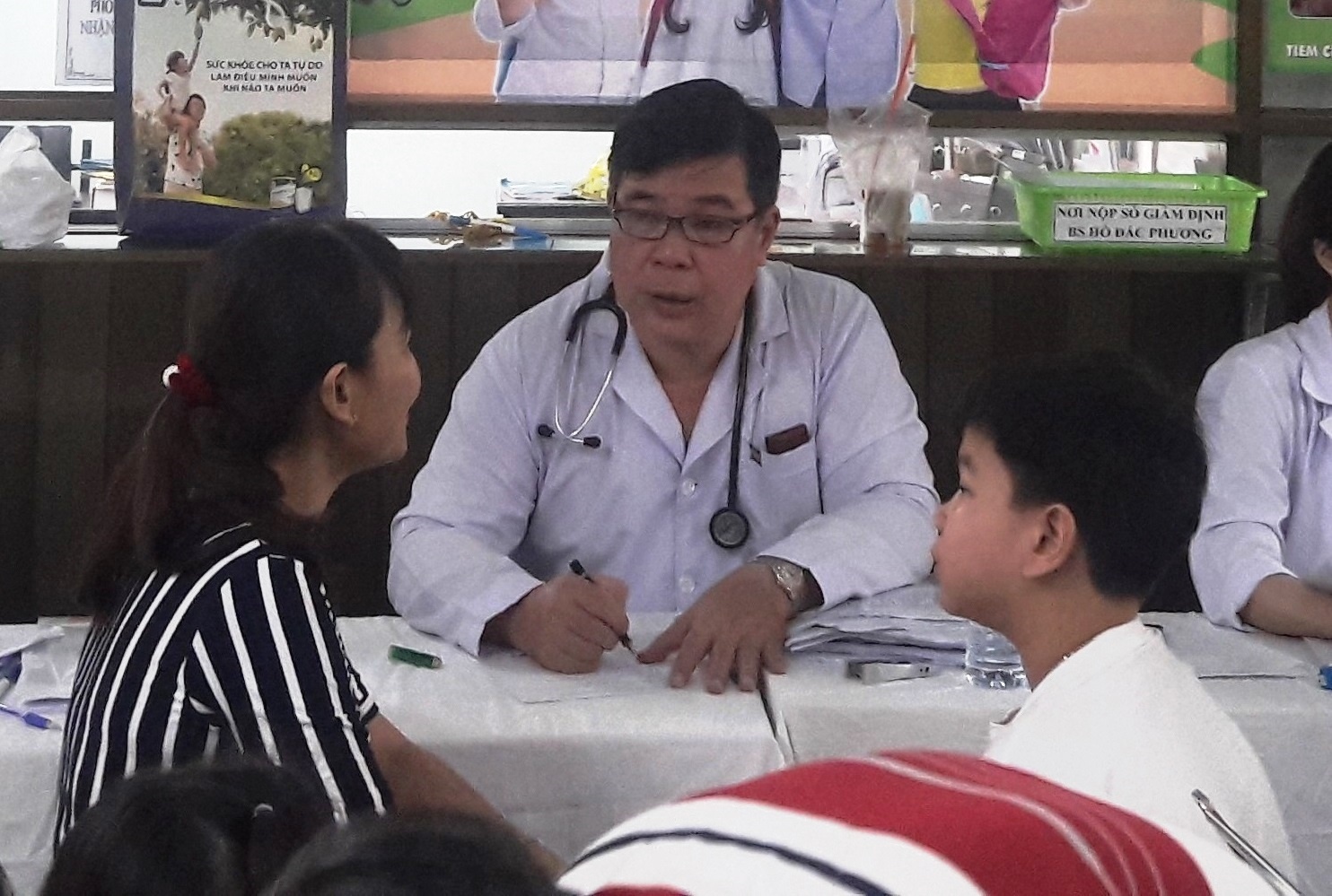 Tre thieu hormone tang truong nen dieu tri som de cai thien chieu cao hinh anh