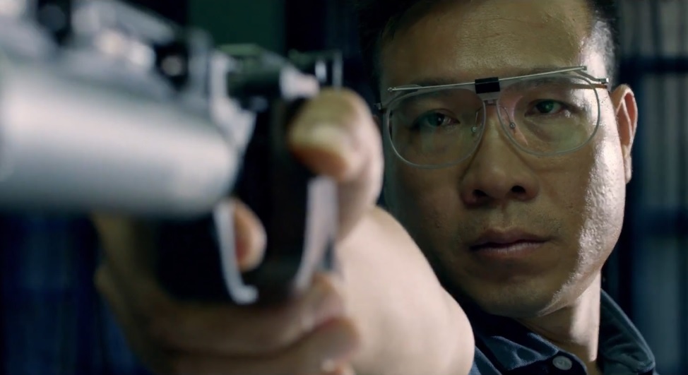 Chuyen chua ke dang sau tam huy chuong vang cua Hoang Xuan Vinh hinh anh