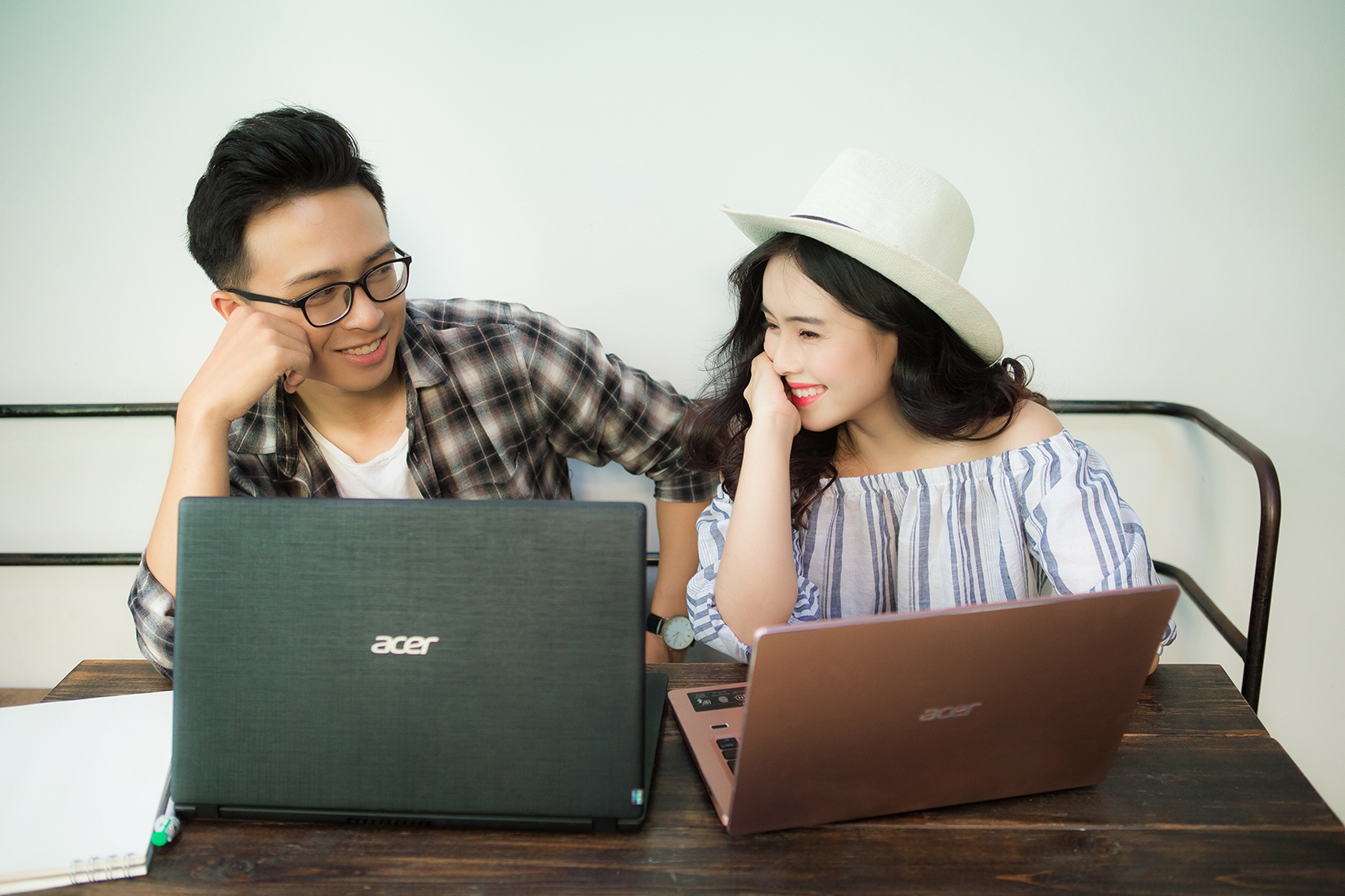 5 luu y khi lua chon laptop mua tuu truong hinh anh