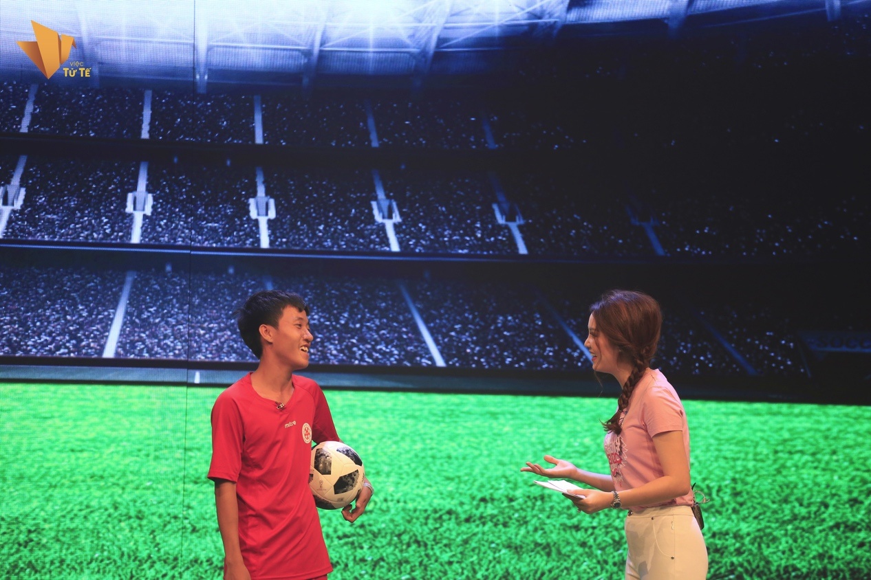 Video - Ha Danh du tham gia chuong trinh 