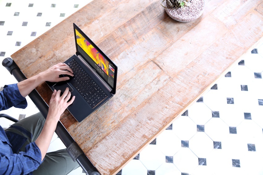 Acer Aspire 7 - lua chon moi cho game thu hinh anh