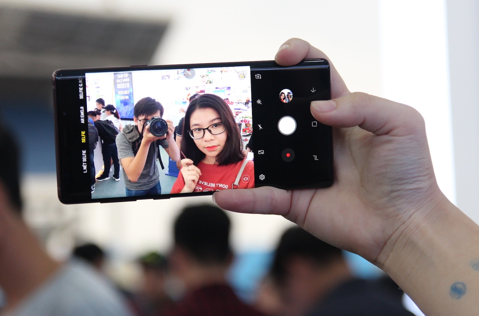 ‘S Pen cua Galaxy Note9 rat thuan tien cho cong viec, chup anh’ hinh anh