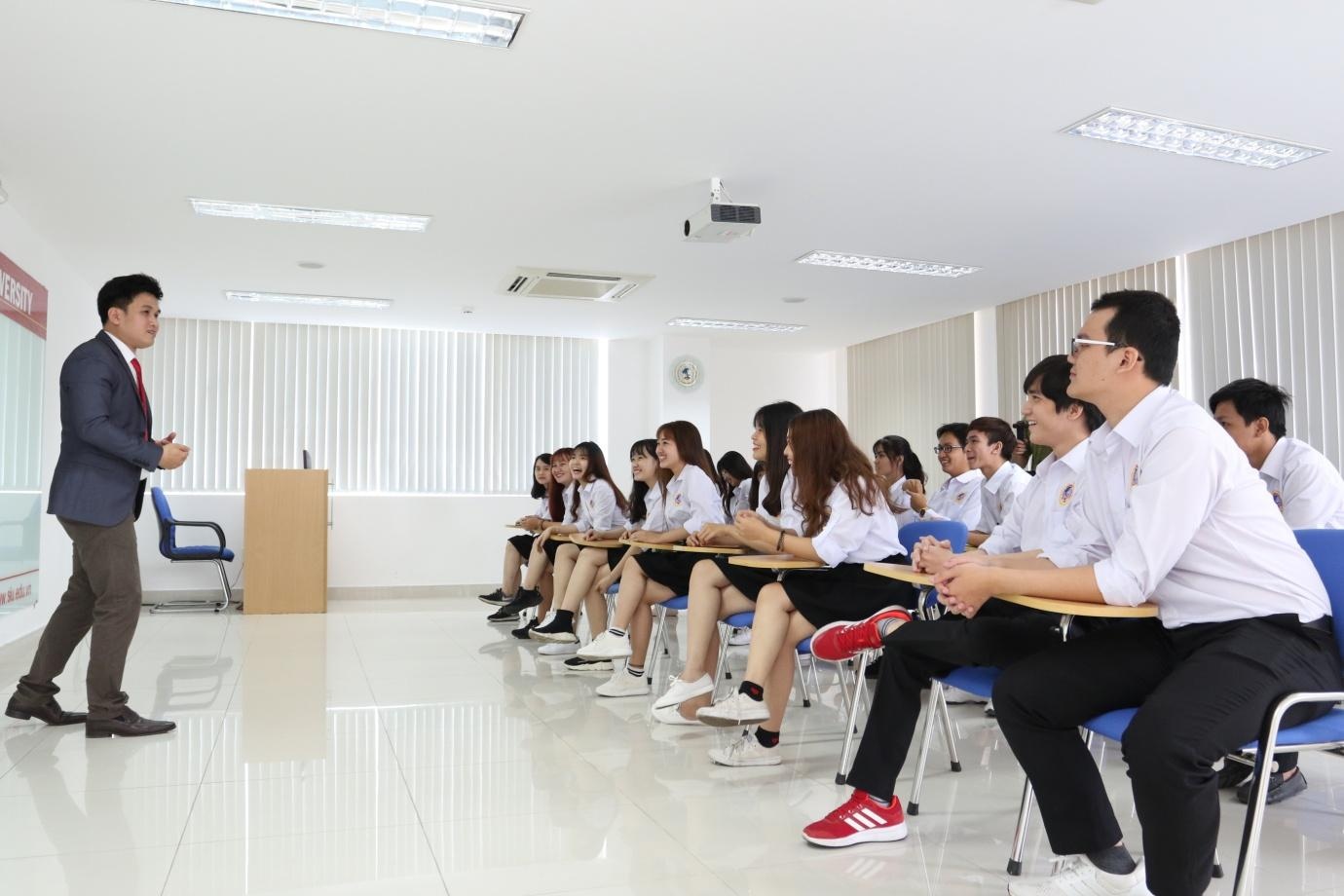 SIU ảnh 2 SIU anh 2