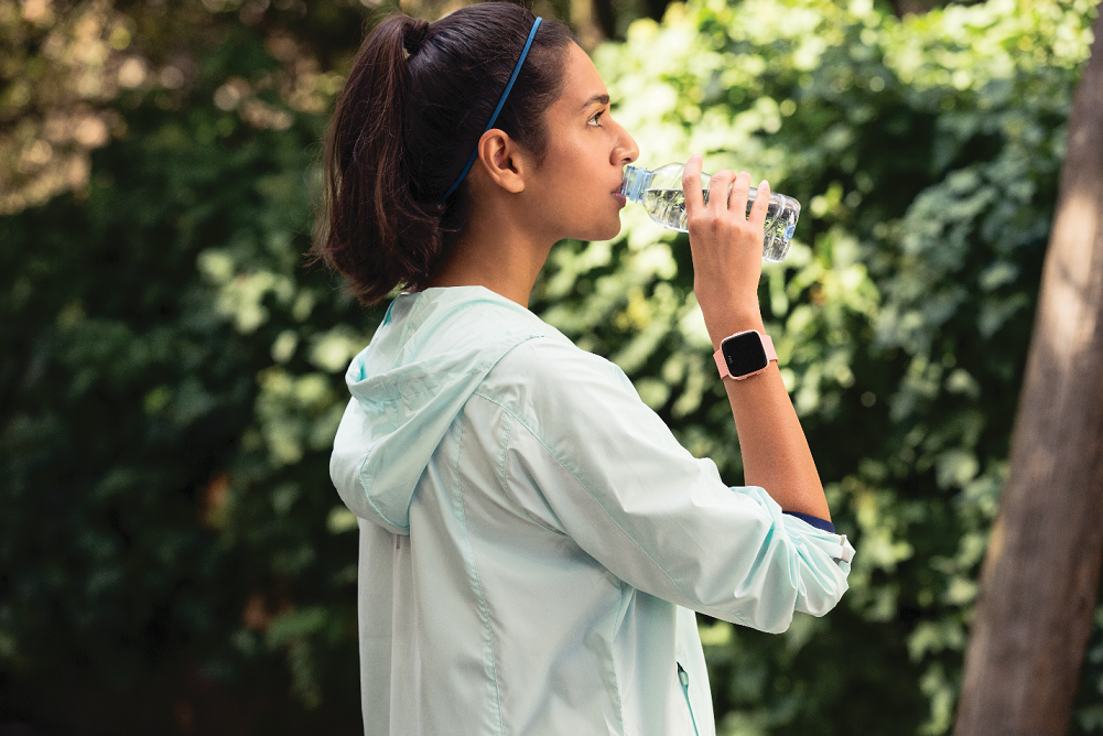 Fitbit Versa ảnh 3 Fitbit Versa anh 3