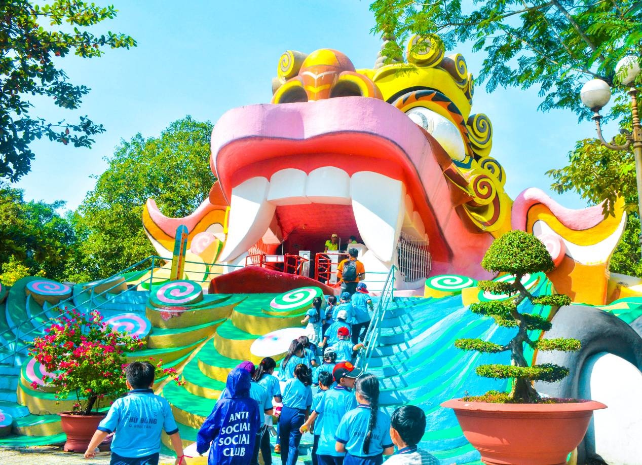 Don le Vu Lan va Quoc khanh 2/9 voi nhieu uu dai tai Suoi Tien hinh anh